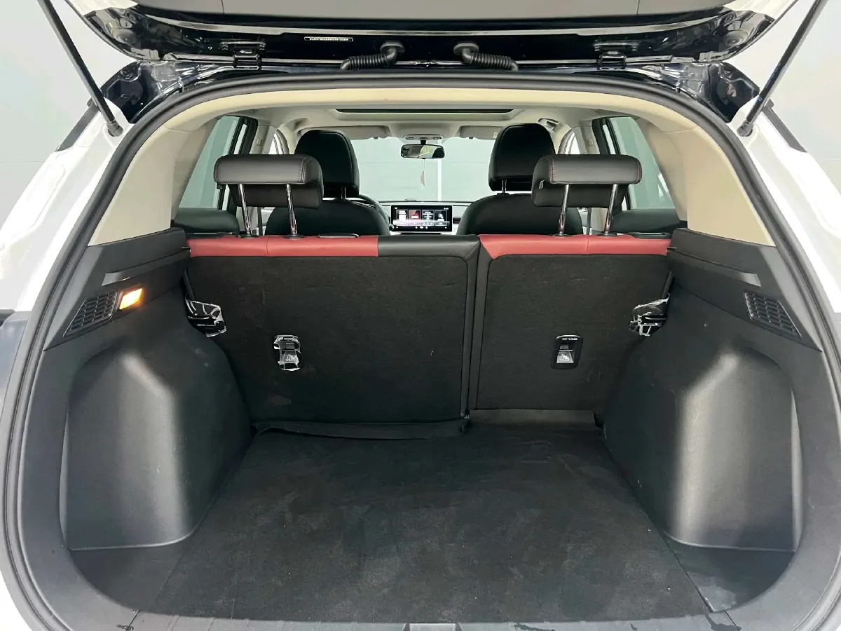 2021 Geely Coolray 1.4T 141HP L4 6DCT,autocango,china used car exporter,china ev exporter,chinese used car exporter,chinese used ev exporter