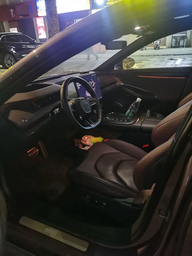 2024 MI SU7 BEV 101KWH,autocango,china used car exporter,china ev exporter,chinese used car exporter,chinese used ev exporter