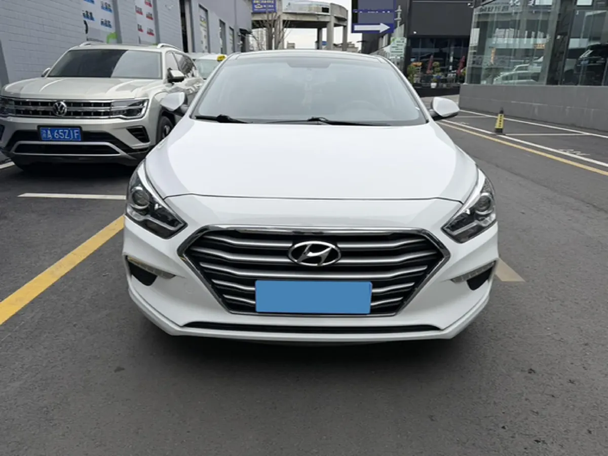 2017 Hyundai Mistra 1.8L 143HP L4 6AT,autocango,china used car exporter,china ev exporter,chinese used car exporter,chinese used ev exporter