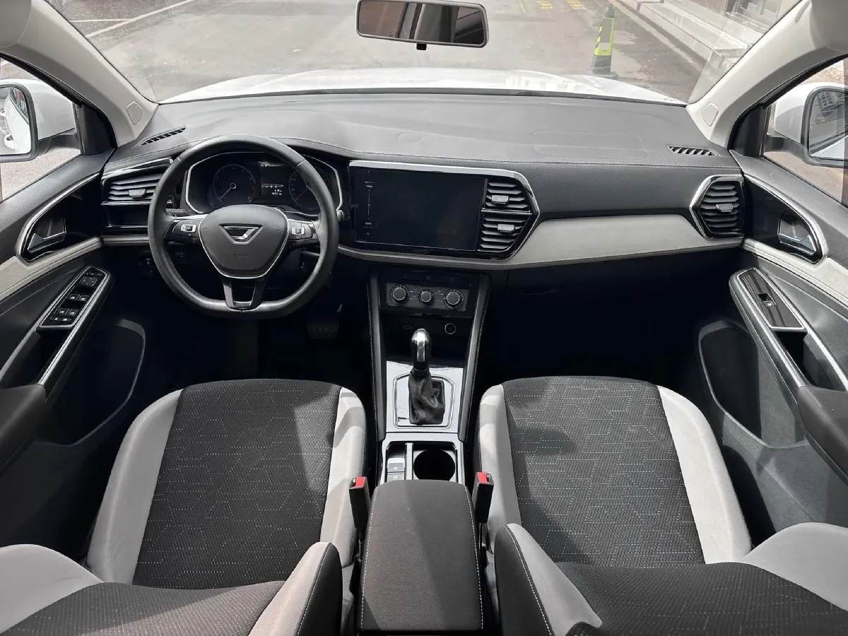 2023 Jetta VS5 1.4T 150HP L4 6AT,autocango,china used car exporter,china ev exporter,chinese used car exporter,chinese used ev exporter