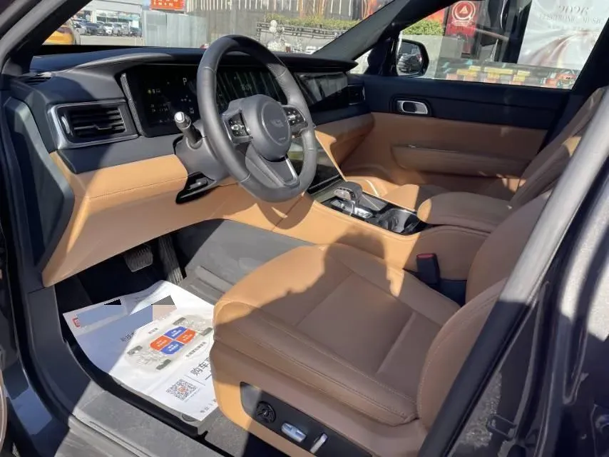 2021 Li ONE Range Extended 131HP REEV 40.5KWH,autocango,china used car exporter,china ev exporter,chinese used car exporter,chinese used ev exporter