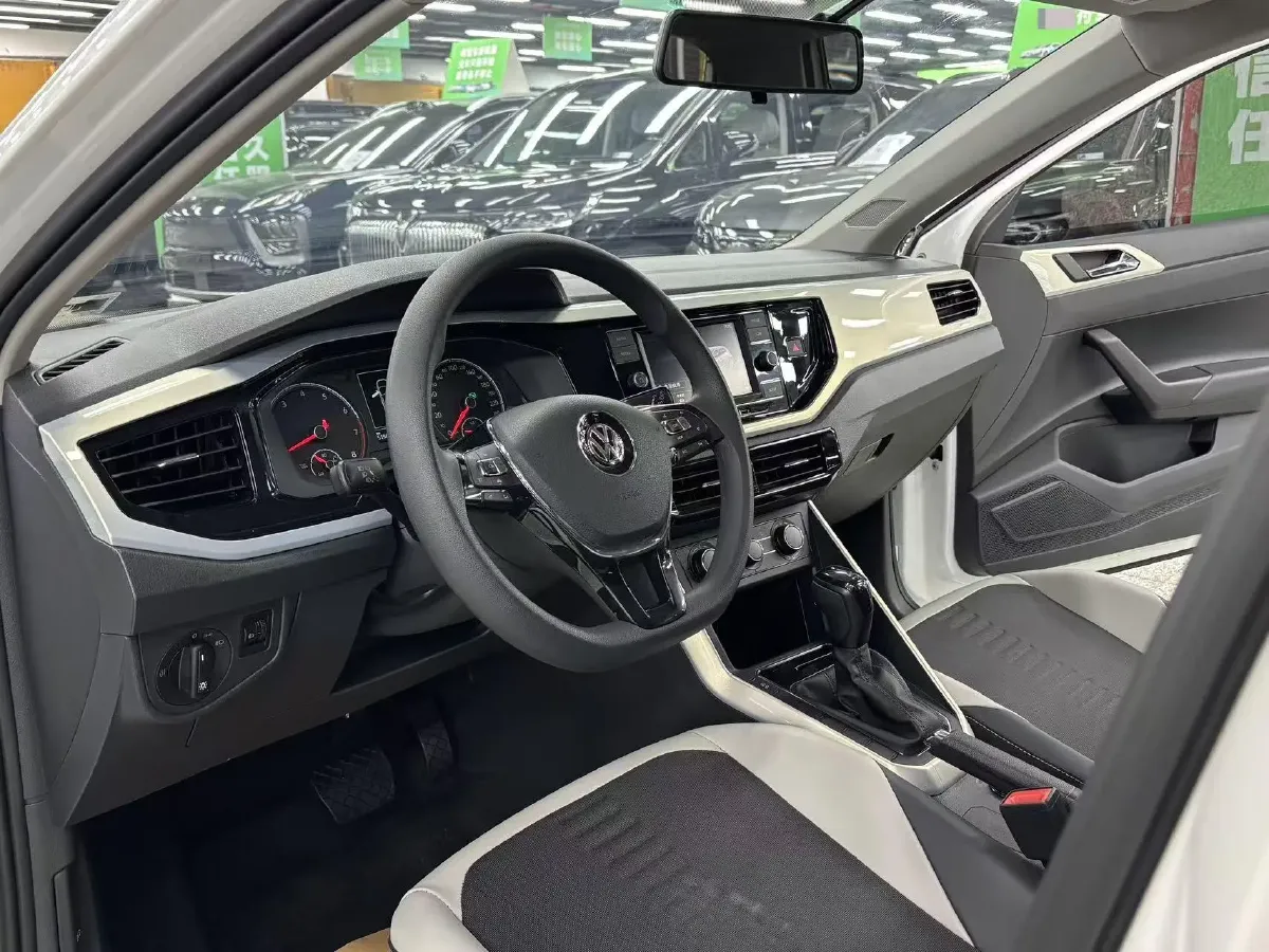 2019 Volkswagen Polo 1.5L 113HP L4 6AT,autocango,china used car exporter,china ev exporter,chinese used car exporter,chinese used ev exporter