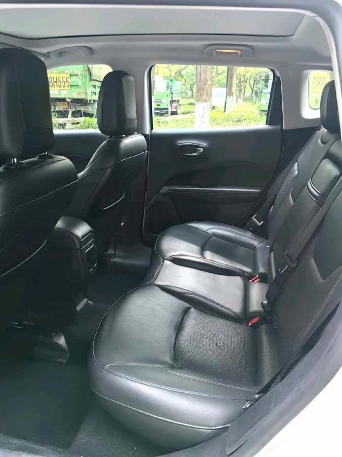 2017 Jeep Compass 1.4T 165HP L4 7DCT,autocango,china used car exporter,china ev exporter,chinese used car exporter,chinese used ev exporter