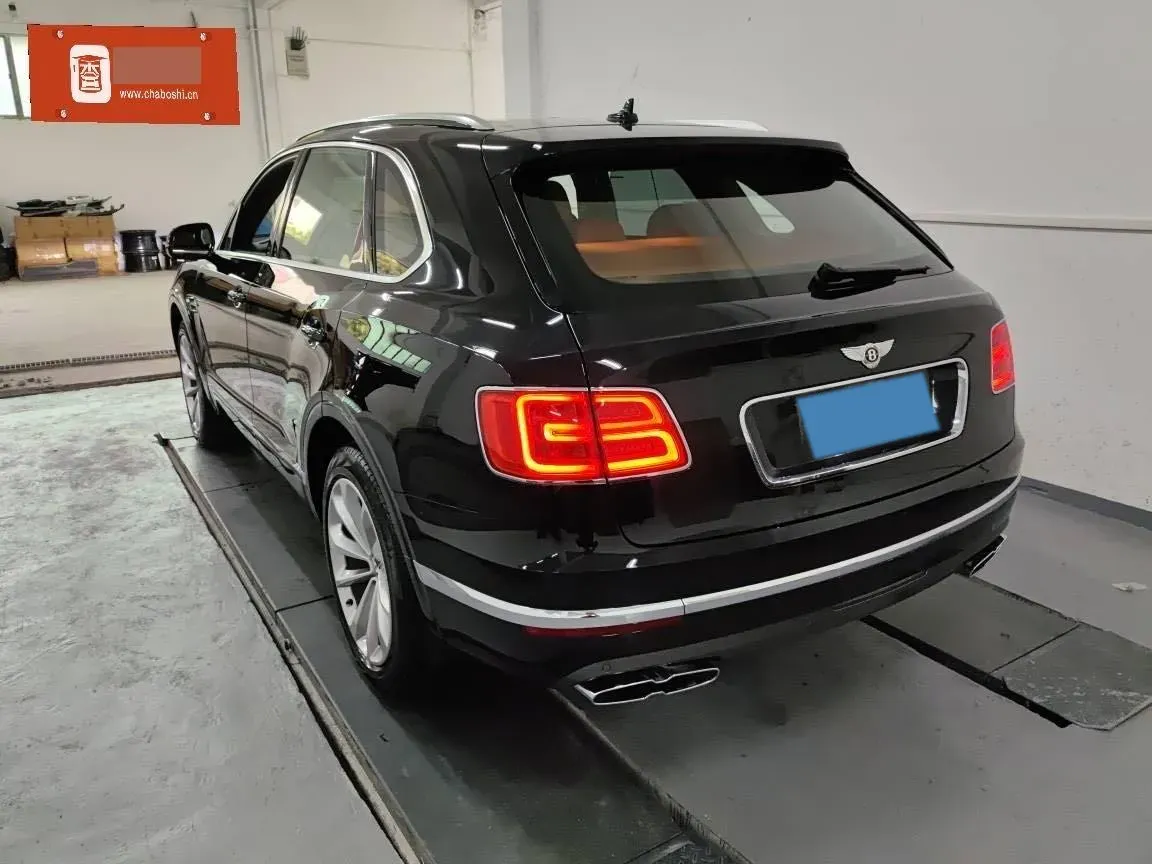 2018 Bentley Bentayga 4.0T 550HP V8 8AT,autocango,china used car exporter,china ev exporter,chinese used car exporter,chinese used ev exporter