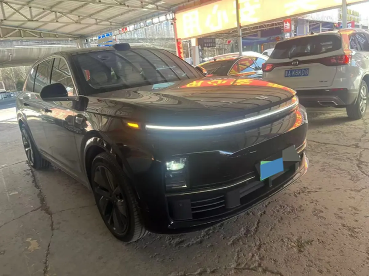 2024 Li L7 Range Extended 154HP REEV 42.8KWH,autocango,china used car exporter,china ev exporter,chinese used car exporter,chinese used ev exporter