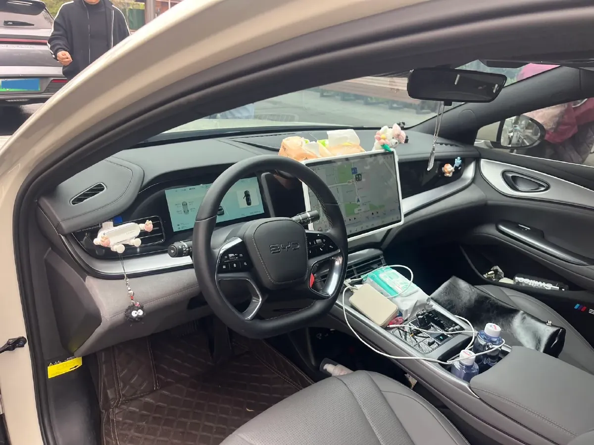 2025 BYD Seal07 DM-i 1.5L 101HP L4 E-CVT PHEV 17.6KWH,autocango,china used car exporter,china ev exporter,chinese used car exporter,chinese used ev exporter