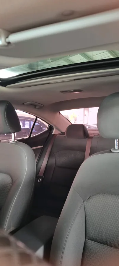 2016 Hyundai Elantra 1.6L 130HP L4 6AT,autocango,china used car exporter,china ev exporter,chinese used car exporter,chinese used ev exporter