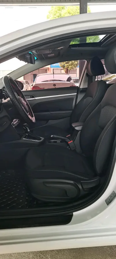 2016 Hyundai Elantra 1.6L 130HP L4 6AT,autocango,china used car exporter,china ev exporter,chinese used car exporter,chinese used ev exporter