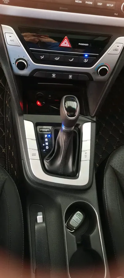 2016 Hyundai Elantra 1.6L 130HP L4 6AT,autocango,china used car exporter,china ev exporter,chinese used car exporter,chinese used ev exporter