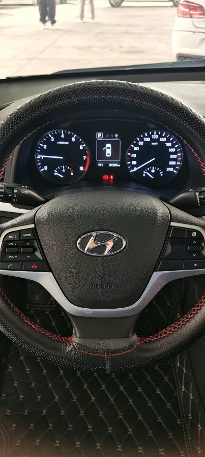 2016 Hyundai Elantra 1.6L 130HP L4 6AT,autocango,china used car exporter,china ev exporter,chinese used car exporter,chinese used ev exporter