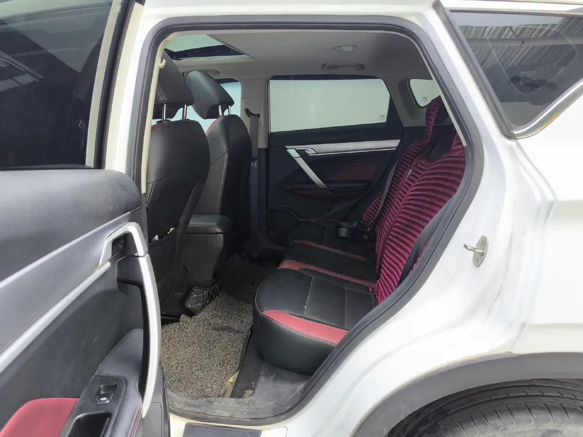 2021 Geely Coolray 1.4T 141HP L4 6MT,autocango,china used car exporter,china ev exporter,chinese used car exporter,chinese used ev exporter