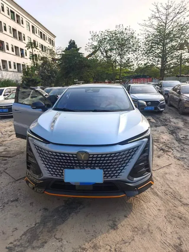 2022 ChangAn UNI-T 1.5T 188HP L4 7DCT,autocango,china used car exporter,china ev exporter,chinese used car exporter,chinese used ev exporter