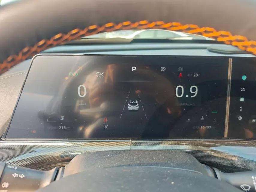 2022 ChangAn UNI-T 1.5T 188HP L4 7DCT,autocango,china used car exporter,china ev exporter,chinese used car exporter,chinese used ev exporter