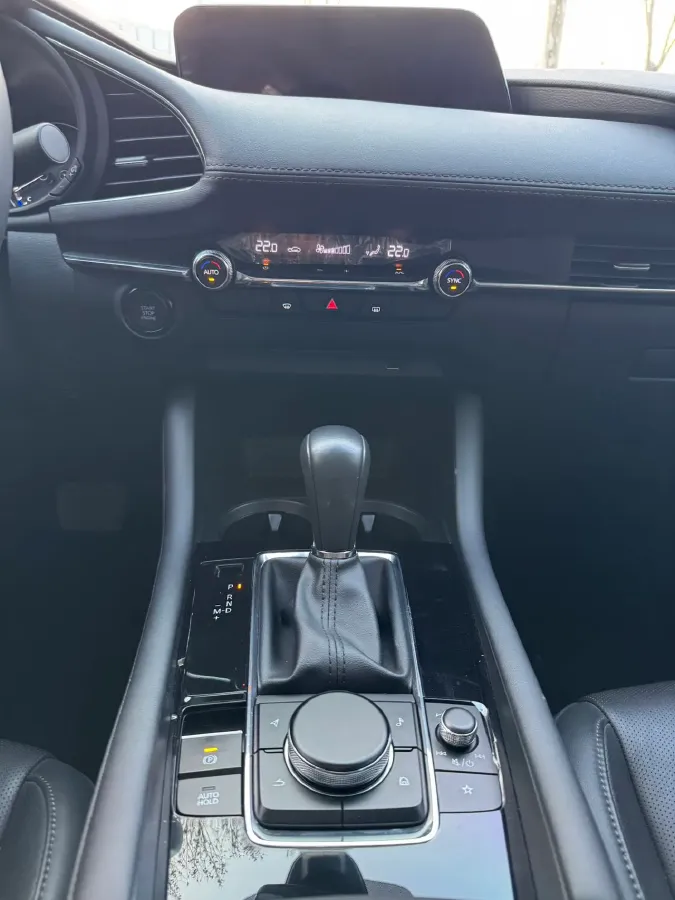 2022 Mazda 3 Axela 2.0L 158HP L4 6AT,autocango,china used car exporter,china ev exporter,chinese used car exporter,chinese used ev exporter