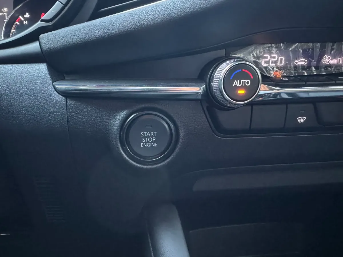 2022 Mazda 3 Axela 2.0L 158HP L4 6AT,autocango,china used car exporter,china ev exporter,chinese used car exporter,chinese used ev exporter