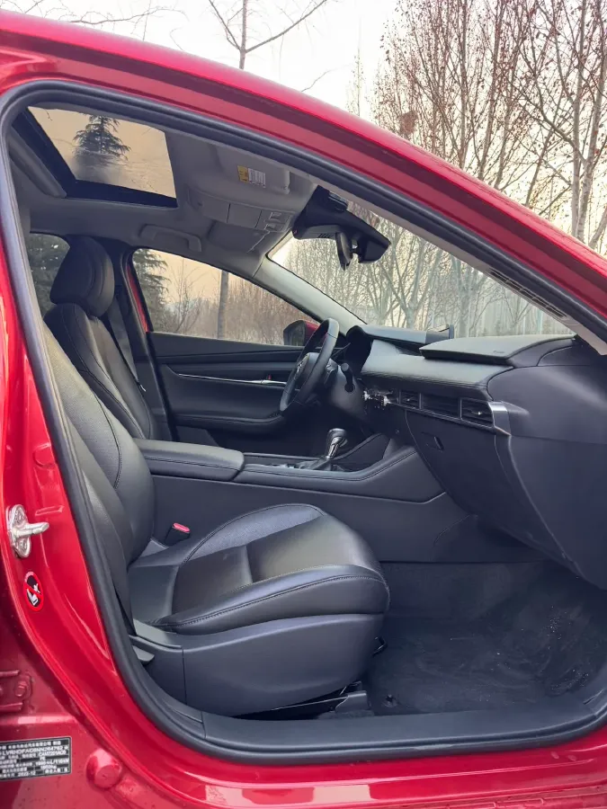 2022 Mazda 3 Axela 2.0L 158HP L4 6AT,autocango,china used car exporter,china ev exporter,chinese used car exporter,chinese used ev exporter