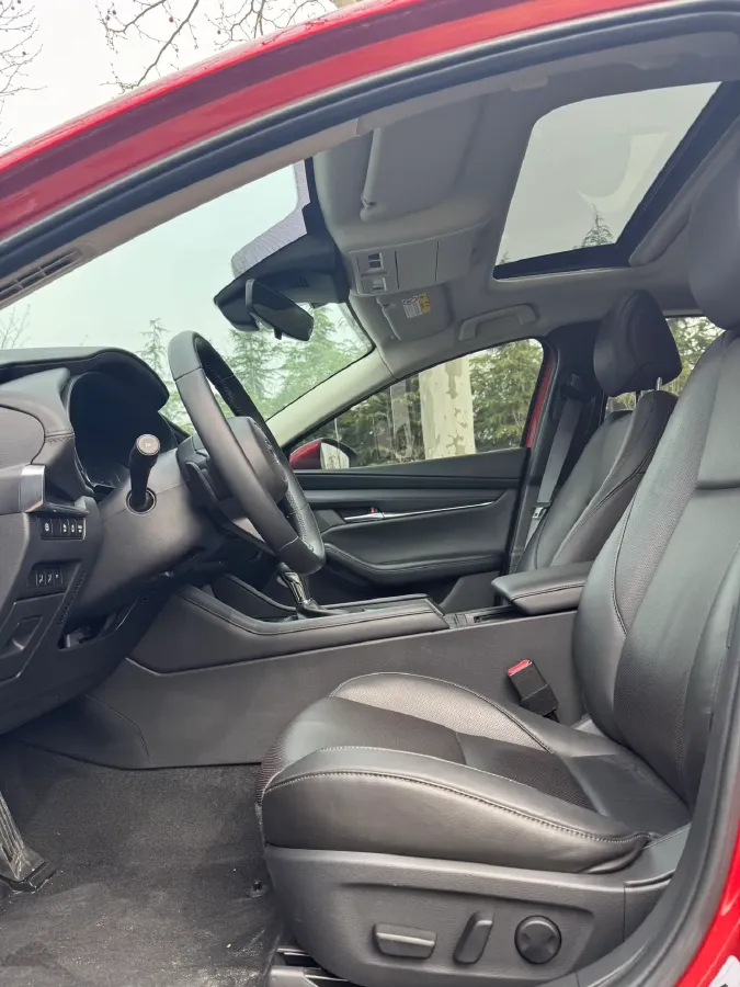 2022 Mazda 3 Axela 2.0L 158HP L4 6AT,autocango,china used car exporter,china ev exporter,chinese used car exporter,chinese used ev exporter