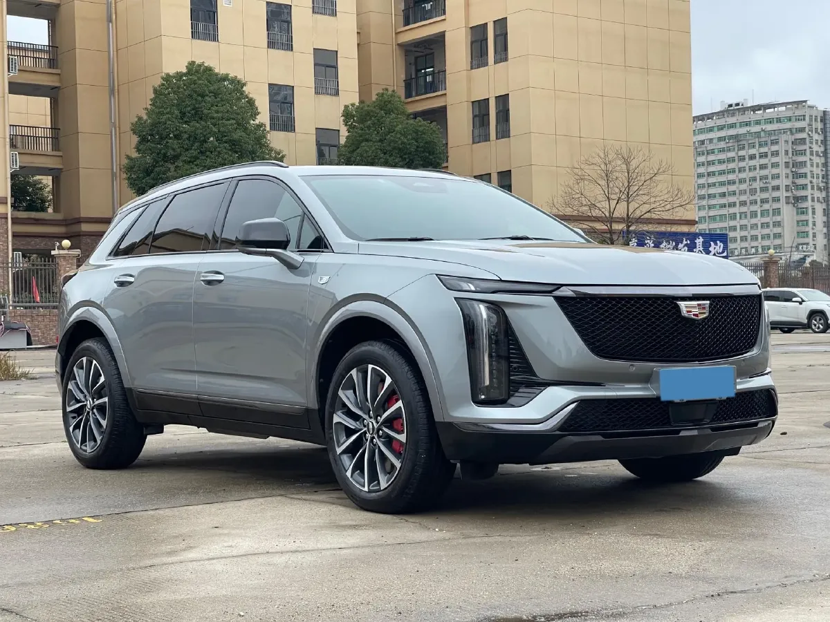 2025 Cadillac XT5 2.0T 237HP L4 9AT,autocango,china used car exporter,china ev exporter,chinese used car exporter,chinese used ev exporter