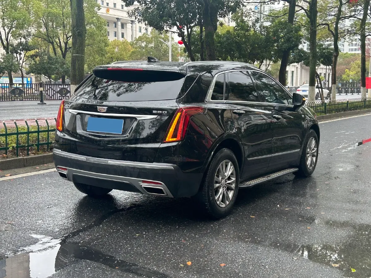 2021 Cadillac XT5 2.0T 237HP L4 9AT,autocango,china used car exporter,china ev exporter,chinese used car exporter,chinese used ev exporter