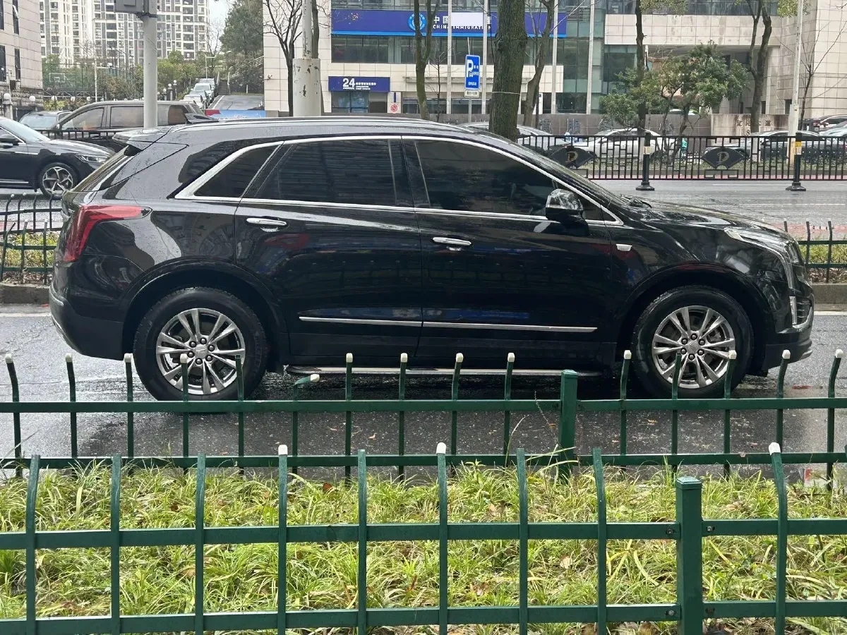 2021 Cadillac XT5 2.0T 237HP L4 9AT,autocango,china used car exporter,china ev exporter,chinese used car exporter,chinese used ev exporter