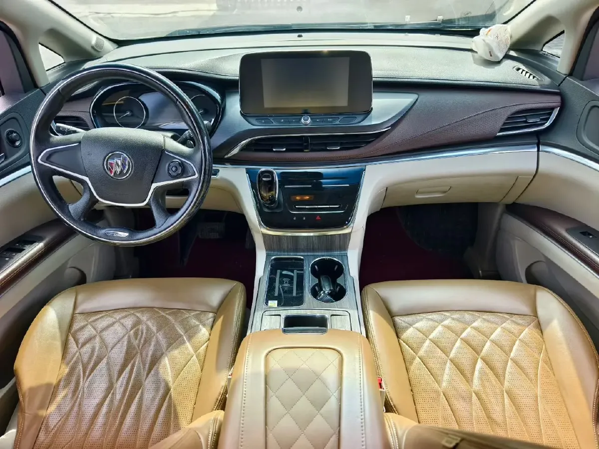 2022 Buick GL8 2.0T 237HP L4 9AT,autocango,china used car exporter,china ev exporter,chinese used car exporter,chinese used ev exporter