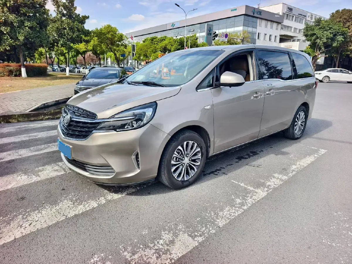2022 Buick GL8 2.0T 237HP L4 9AT,autocango,china used car exporter,china ev exporter,chinese used car exporter,chinese used ev exporter