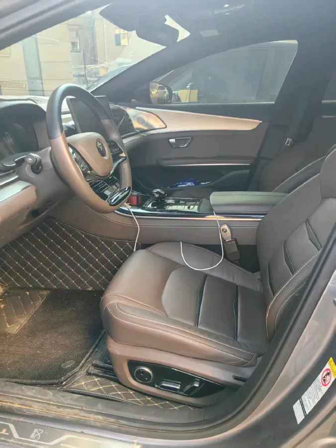 2020 WEY VV7 2.0T 227HP L4 7DCT PHEV,autocango,china used car exporter,china ev exporter,chinese used car exporter,chinese used ev exporter