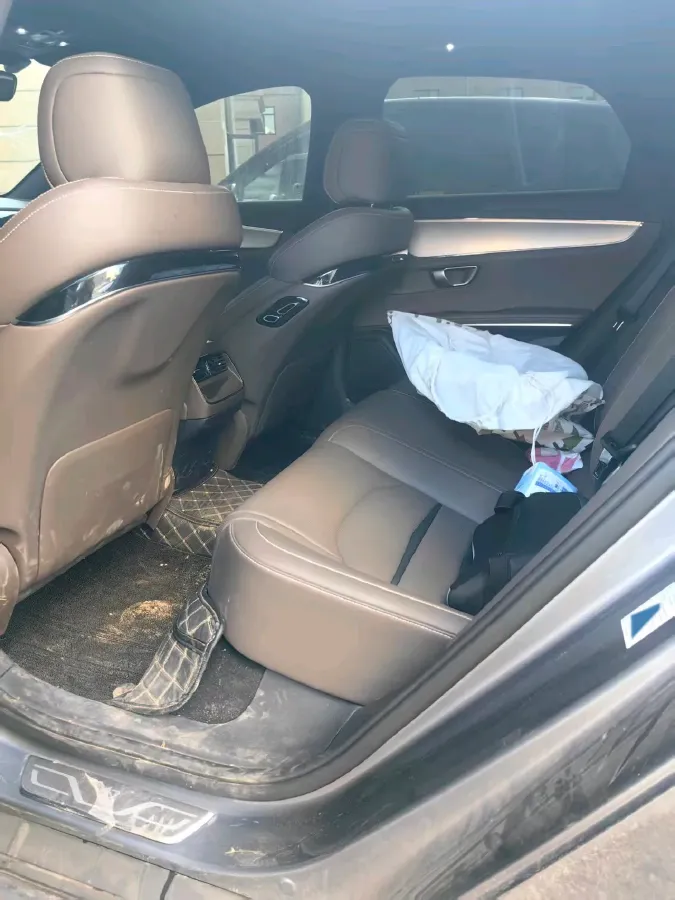 2020 WEY VV7 2.0T 227HP L4 7DCT PHEV,autocango,china used car exporter,china ev exporter,chinese used car exporter,chinese used ev exporter