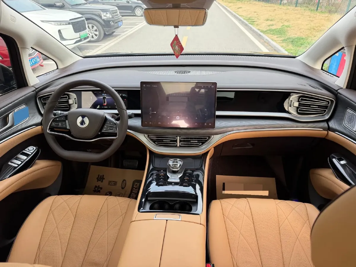 2024 Denza D9 1.5T 139HP L4 E-CVT PHEV 40KWH,autocango,china used car exporter,china ev exporter,chinese used car exporter,chinese used ev exporter