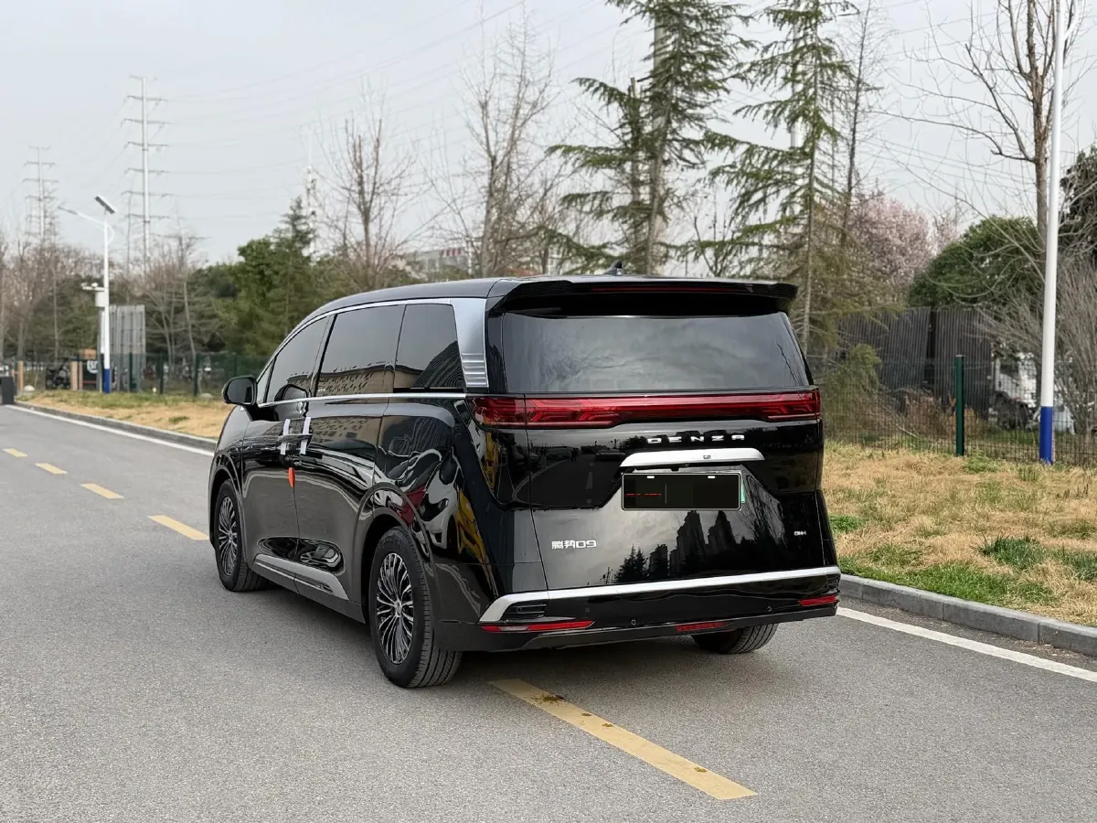 2024 Denza D9 1.5T 139HP L4 E-CVT PHEV 40KWH,autocango,china used car exporter,china ev exporter,chinese used car exporter,chinese used ev exporter