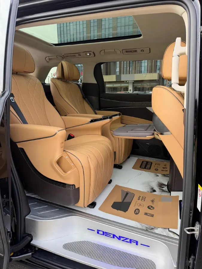 2024 Denza D9 1.5T 139HP L4 E-CVT PHEV 40KWH,autocango,china used car exporter,china ev exporter,chinese used car exporter,chinese used ev exporter