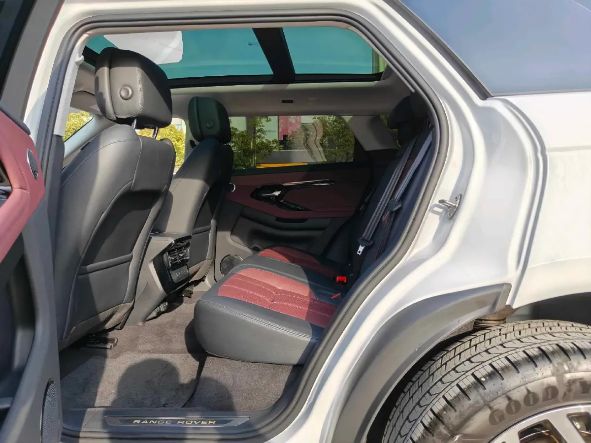 2024 Land Rover Range Rover Evoque 2.0T 249HP L4 9AT,autocango,china used car exporter,china ev exporter,chinese used car exporter,chinese used ev exporter