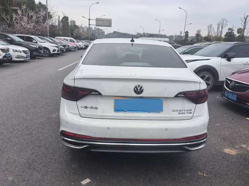 2023 Volkswagen Sagitar 1.5T 160HP L4 7DCT,autocango,china used car exporter,china ev exporter,chinese used car exporter,chinese used ev exporter