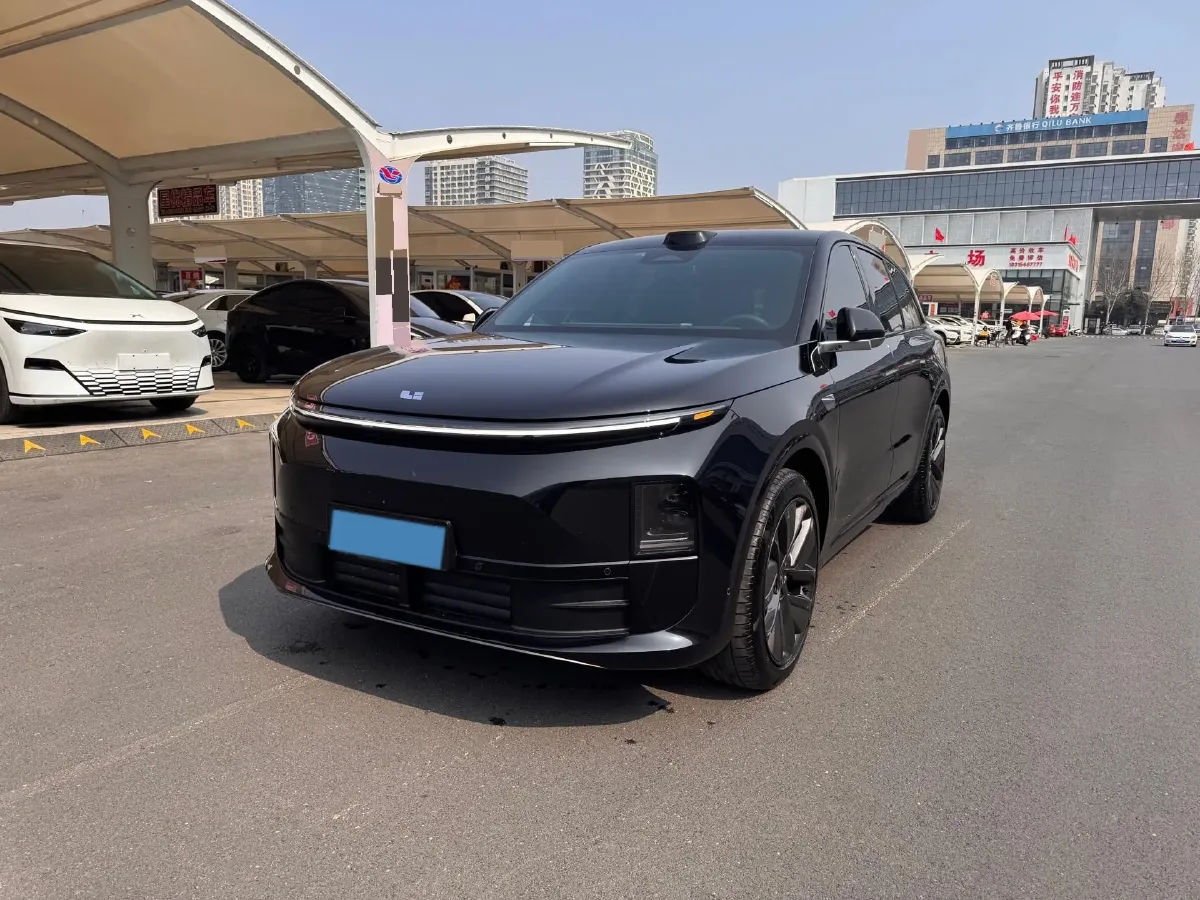 2024 Li L6 Range Extended 154HP L4 REEV 36.8KWH,autocango,china used car exporter,china ev exporter,chinese used car exporter,chinese used ev exporter