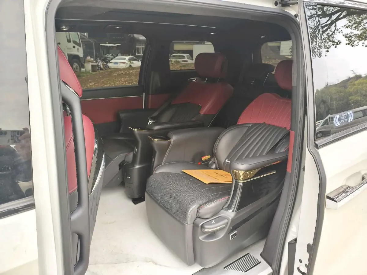 2023 GAC Trumpchi M8 2.0T 190HP L4 E-CVT Hybrid,autocango,china used car exporter,china ev exporter,chinese used car exporter,chinese used ev exporter