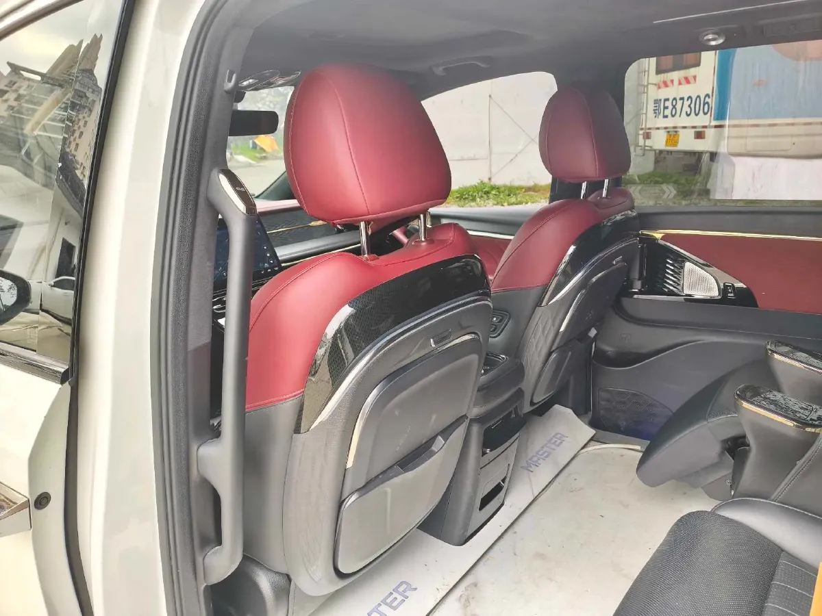 2023 GAC Trumpchi M8 2.0T 190HP L4 E-CVT Hybrid,autocango,china used car exporter,china ev exporter,chinese used car exporter,chinese used ev exporter