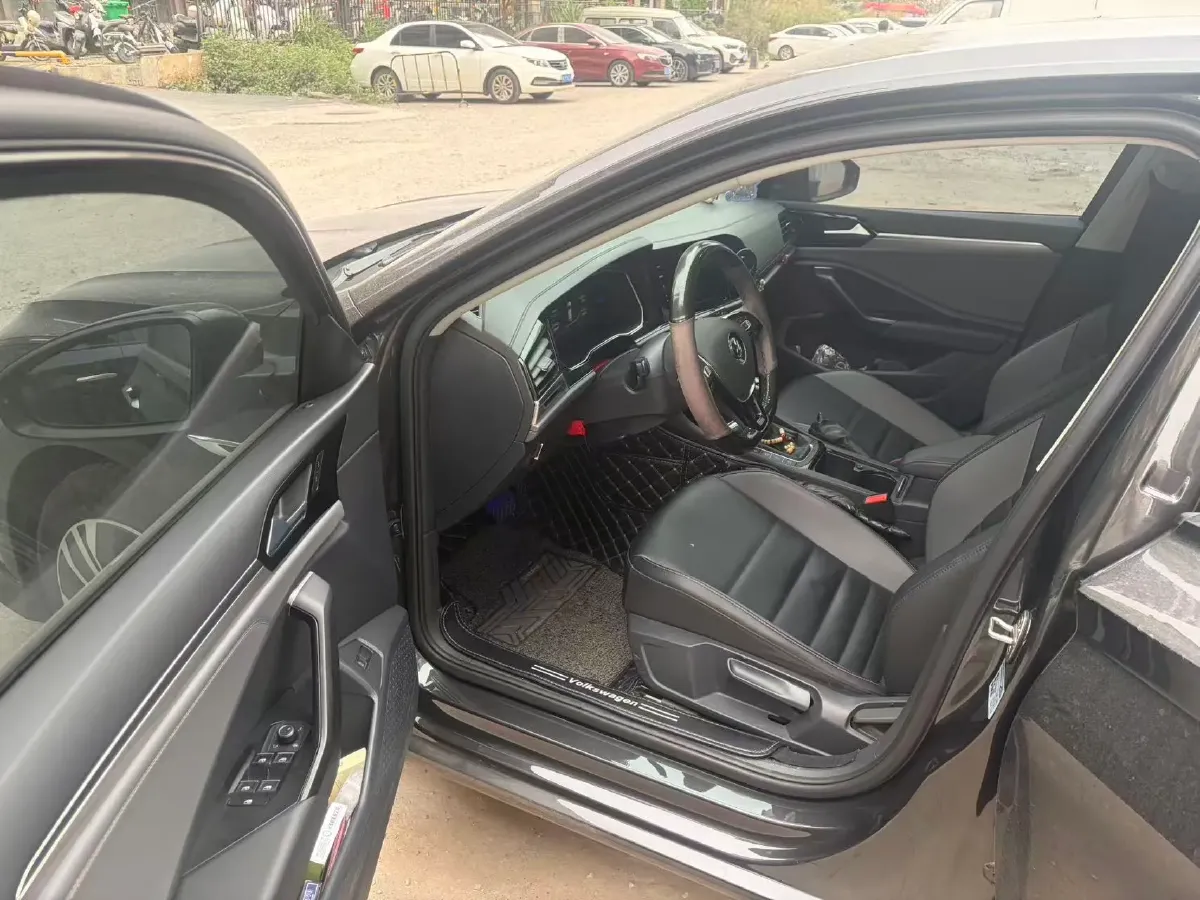 2021 Volkswagen Sagitar 1.2T 116HP L4 7DCT,autocango,china used car exporter,china ev exporter,chinese used car exporter,chinese used ev exporter