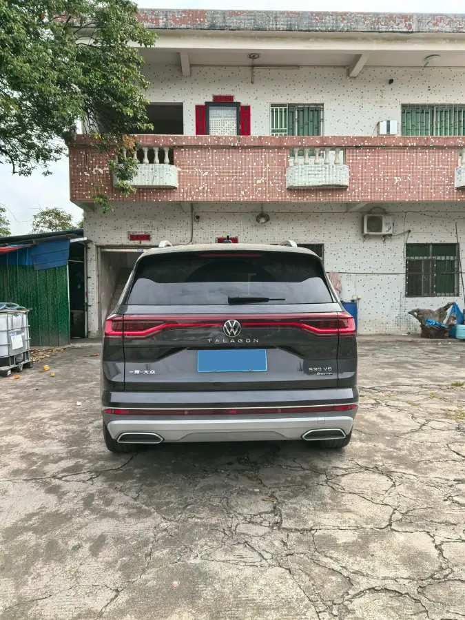 2022 Volkswagen Talagon 2.5T 299HP V6 7DCT,autocango,china used car exporter,china ev exporter,chinese used car exporter,chinese used ev exporter