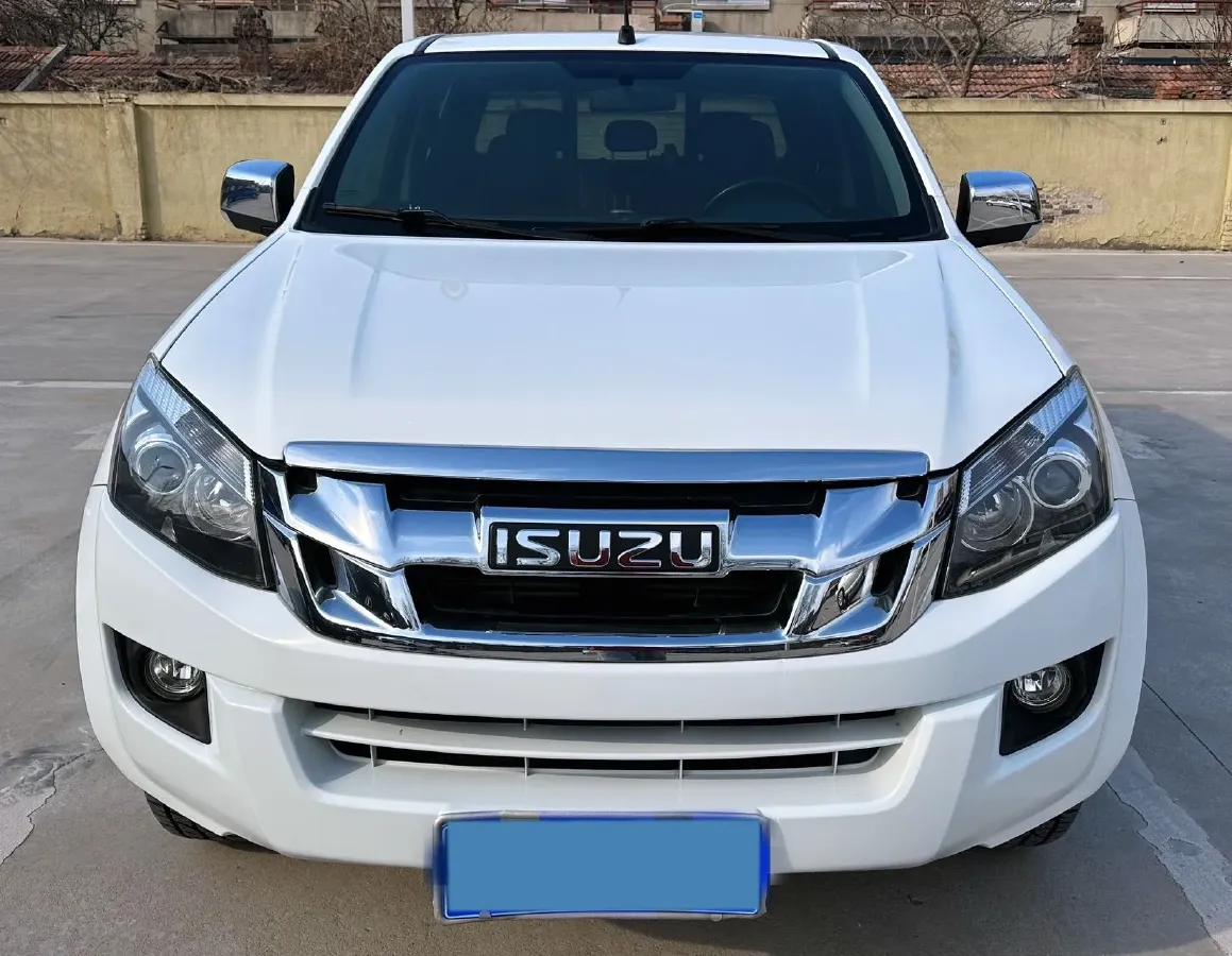 2018 Isuzu D-MAX 3.0T 177HP L4 6AT,autocango,china used car exporter,china ev exporter,chinese used car exporter,chinese used ev exporter