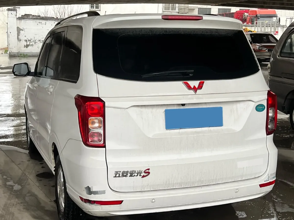 2018 WuLing HongGuang 1.5L 105HP L4 5MT,autocango,china used car exporter,china ev exporter,chinese used car exporter,chinese used ev exporter