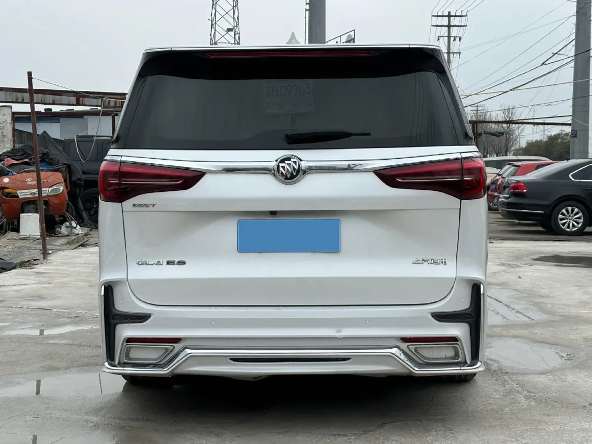 2021 Buick GL8 2.0T 237HP L4 9AT,autocango,china used car exporter,china ev exporter,chinese used car exporter,chinese used ev exporter