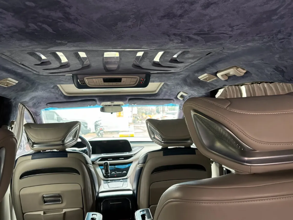 2021 Buick GL8 2.0T 237HP L4 9AT,autocango,china used car exporter,china ev exporter,chinese used car exporter,chinese used ev exporter