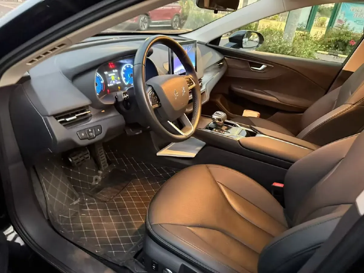 2022 HongQi E-QM5 BEV 54KWH,autocango,china used car exporter,china ev exporter,chinese used car exporter,chinese used ev exporter