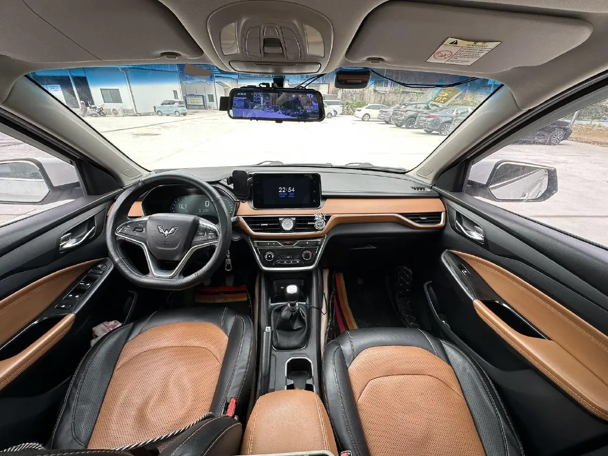 2018 WuLing HongGuang S3 1.5T 150HP L4 6MT,autocango,china used car exporter,china ev exporter,chinese used car exporter,chinese used ev exporter