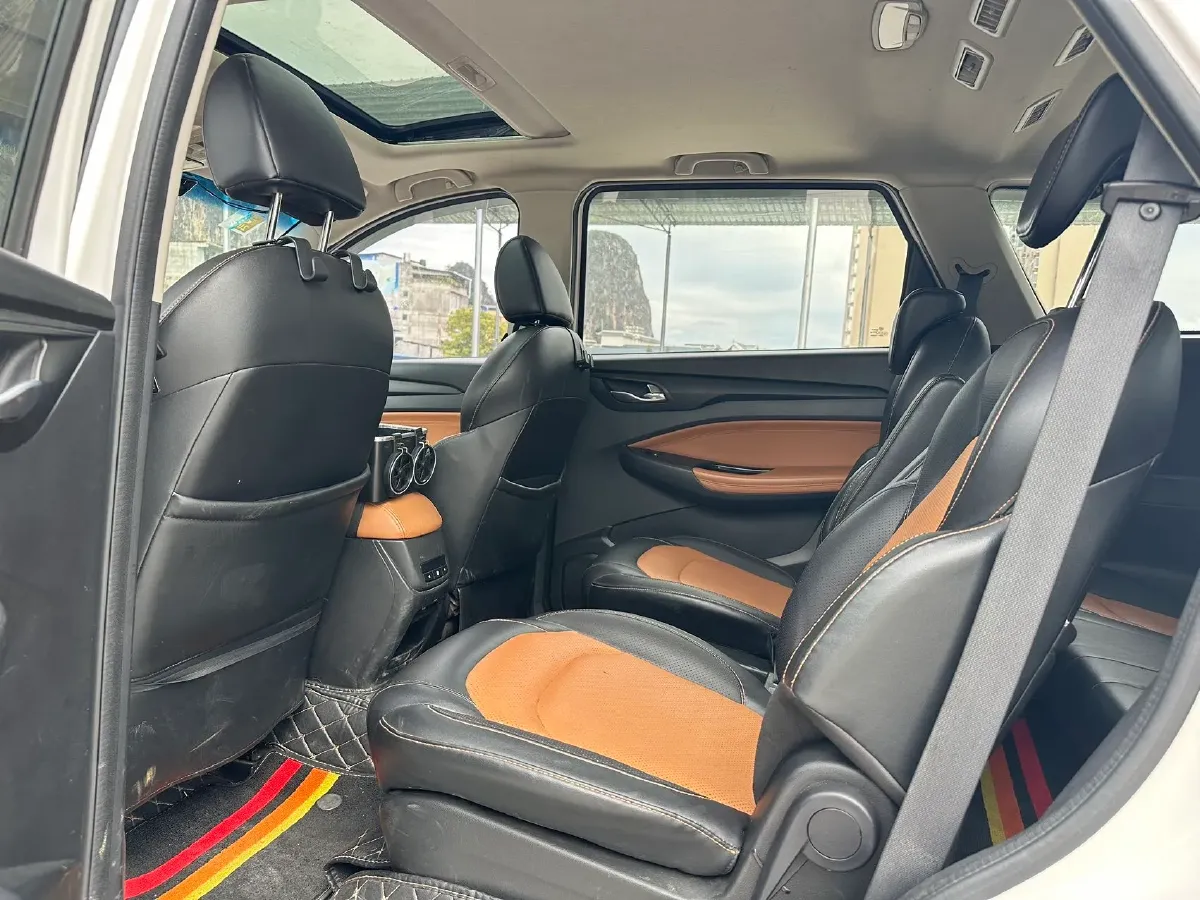 2018 WuLing HongGuang S3 1.5T 150HP L4 6MT,autocango,china used car exporter,china ev exporter,chinese used car exporter,chinese used ev exporter