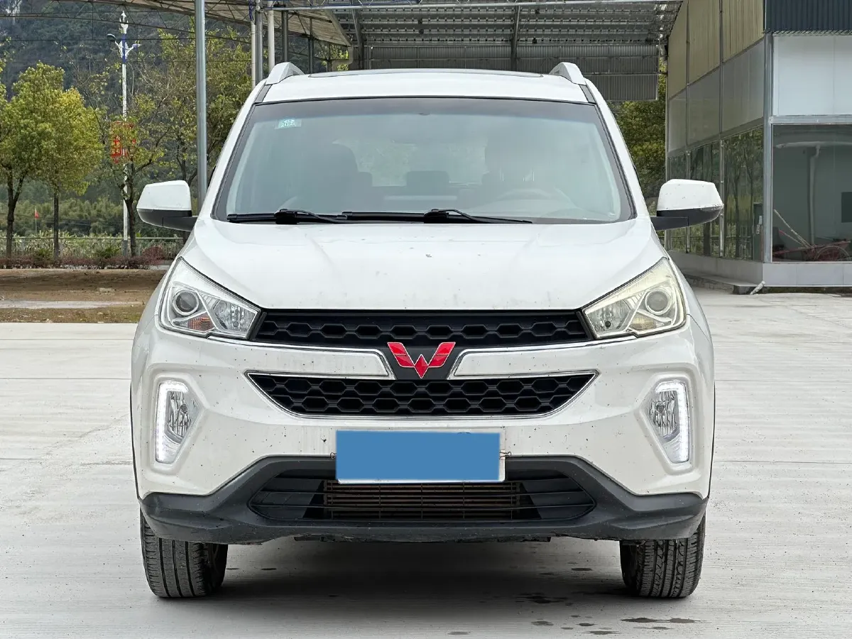 2018 WuLing HongGuang S3 1.5T 150HP L4 6MT,autocango,china used car exporter,china ev exporter,chinese used car exporter,chinese used ev exporter