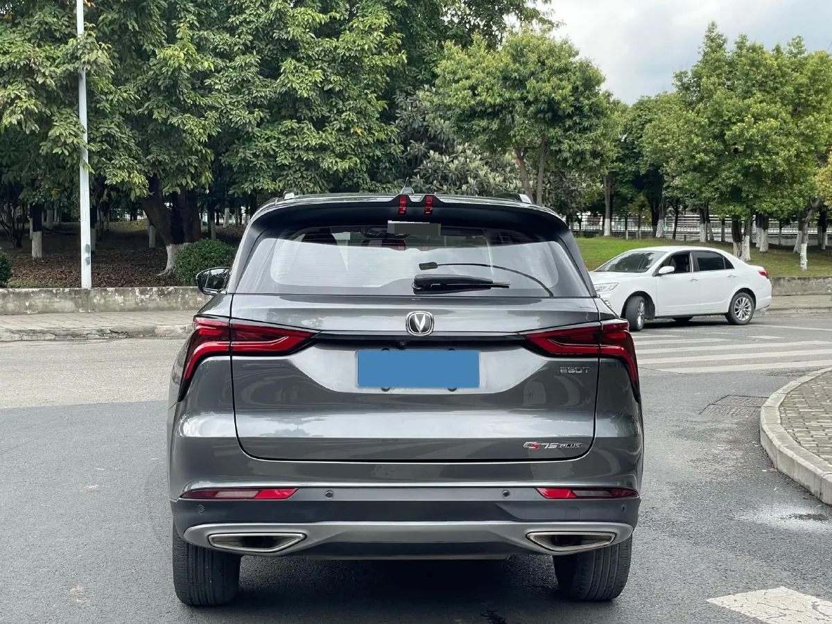 2022 ChangAn CS75 Plus 1.5T 178HP L4 6AT,autocango,china used car exporter,china ev exporter,chinese used car exporter,chinese used ev exporter