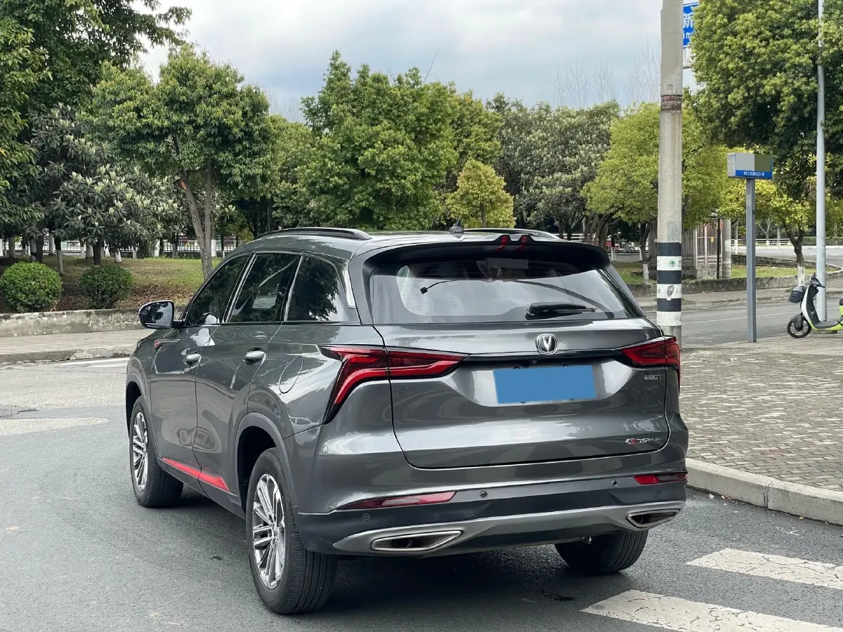 2022 ChangAn CS75 Plus 1.5T 178HP L4 6AT,autocango,china used car exporter,china ev exporter,chinese used car exporter,chinese used ev exporter