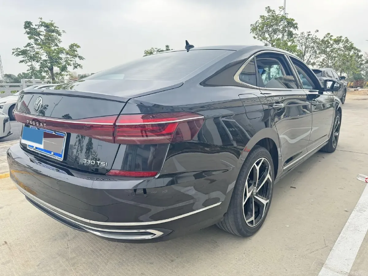 2023 Volkswagen Passat 2.0T 186HP L4 7DCT,autocango,china used car exporter,china ev exporter,chinese used car exporter,chinese used ev exporter
