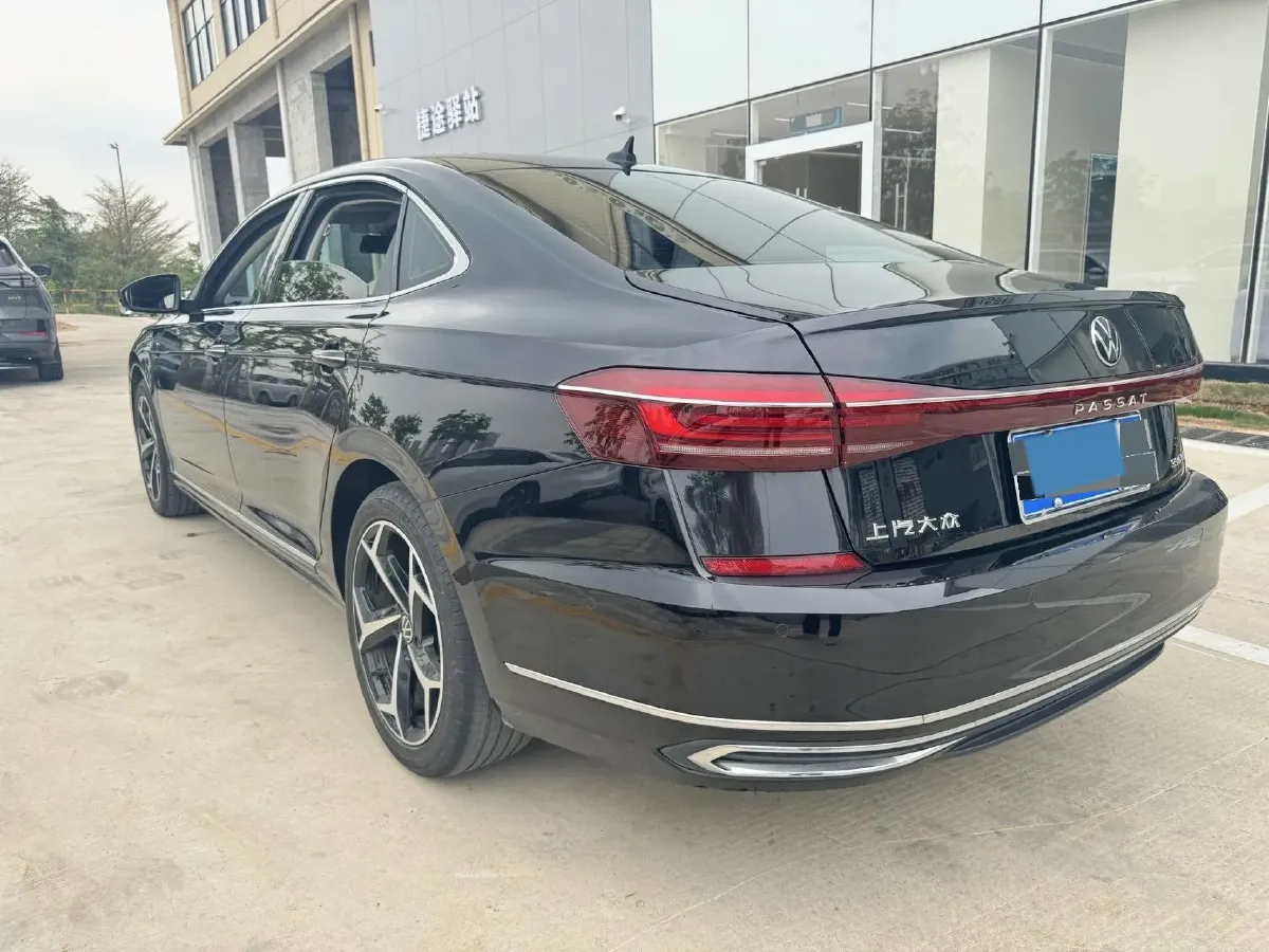 2023 Volkswagen Passat 2.0T 186HP L4 7DCT,autocango,china used car exporter,china ev exporter,chinese used car exporter,chinese used ev exporter